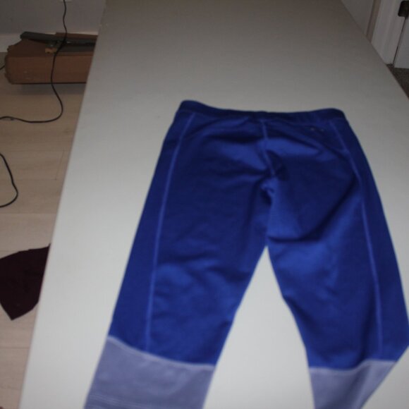 Blue Adidas Running Capris Size Small - Picture 4 of 5